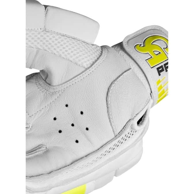 CA Pro 8000 Batting Gloves