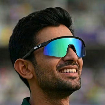 Oakley Hydra Sunglasses (C4)